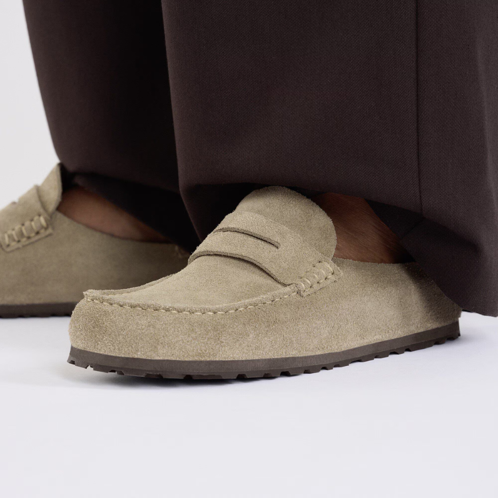 Birkenstock Naples Wrapped Suède Taupe Unisex Schoen