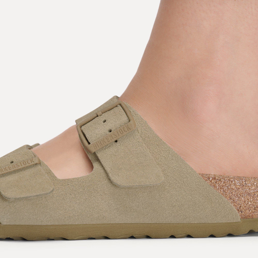 Birkenstock Arizona Suède Faded Khaki Smal Voetbed Unisex Slipper