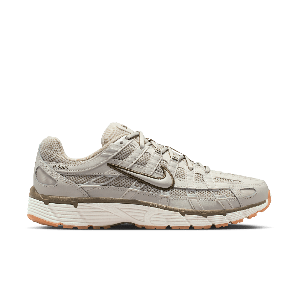 Nike P-6000 Light Bone Medium Olive Gum Beige Groen Dames Sneaker