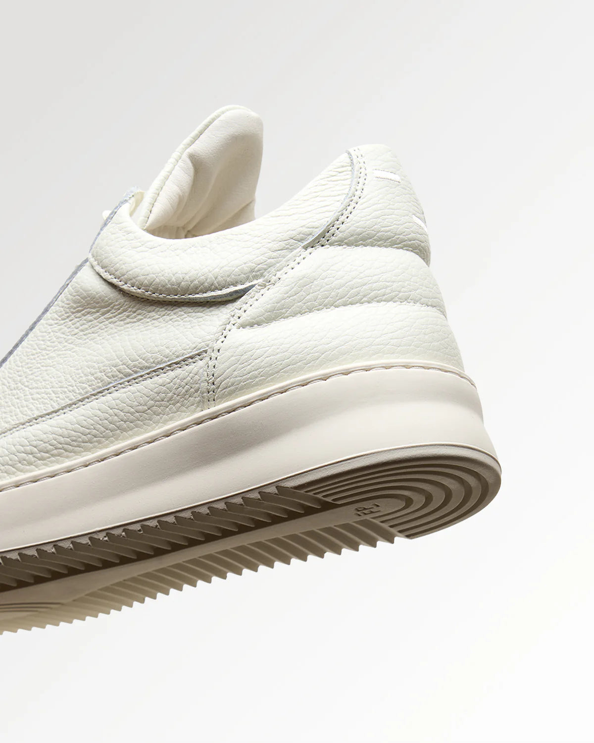 Low Top Grain