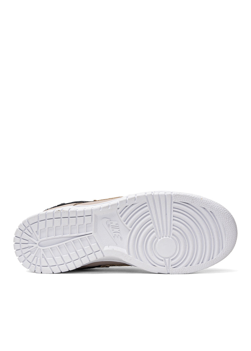 Dunk Low SE