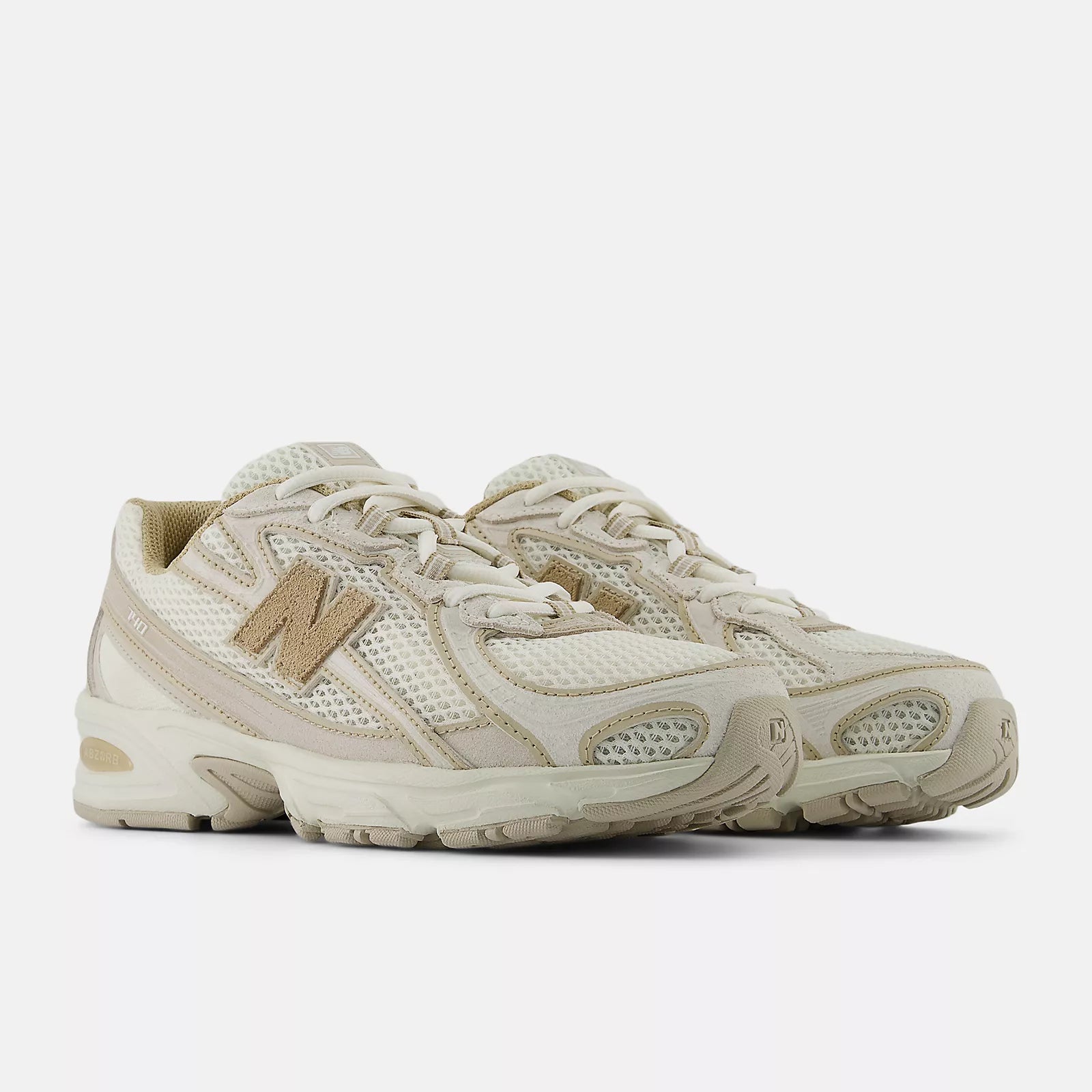 New Balance 740 Beige Bruin Unisex Sneaker
