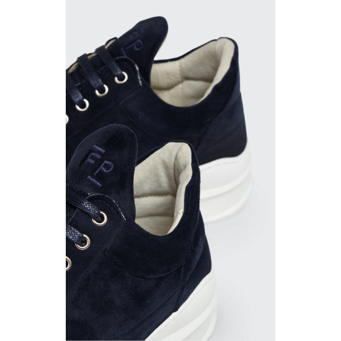 Low Top Sky Cite
