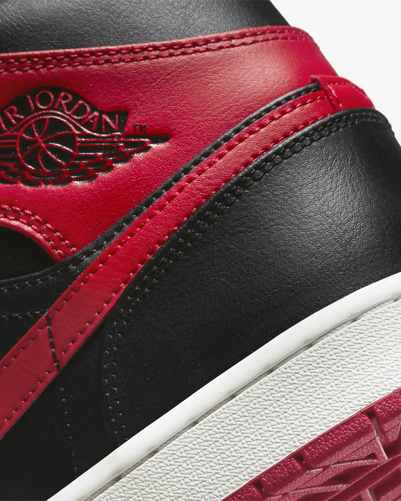 Air Jordan Mid