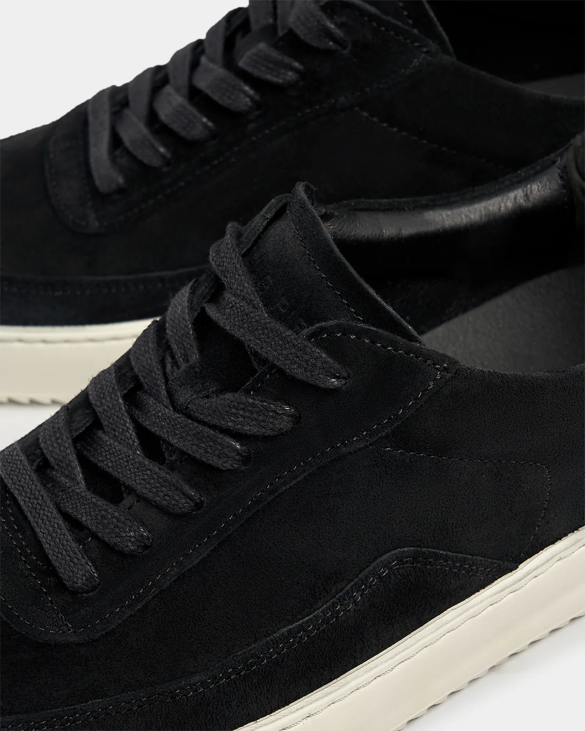 Mondo Organic Suede