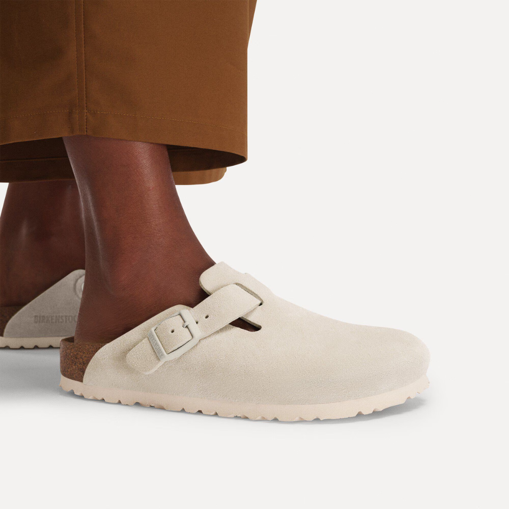Birkenstock Boston Suède Beige Smal Voetbed Unisex Instapper