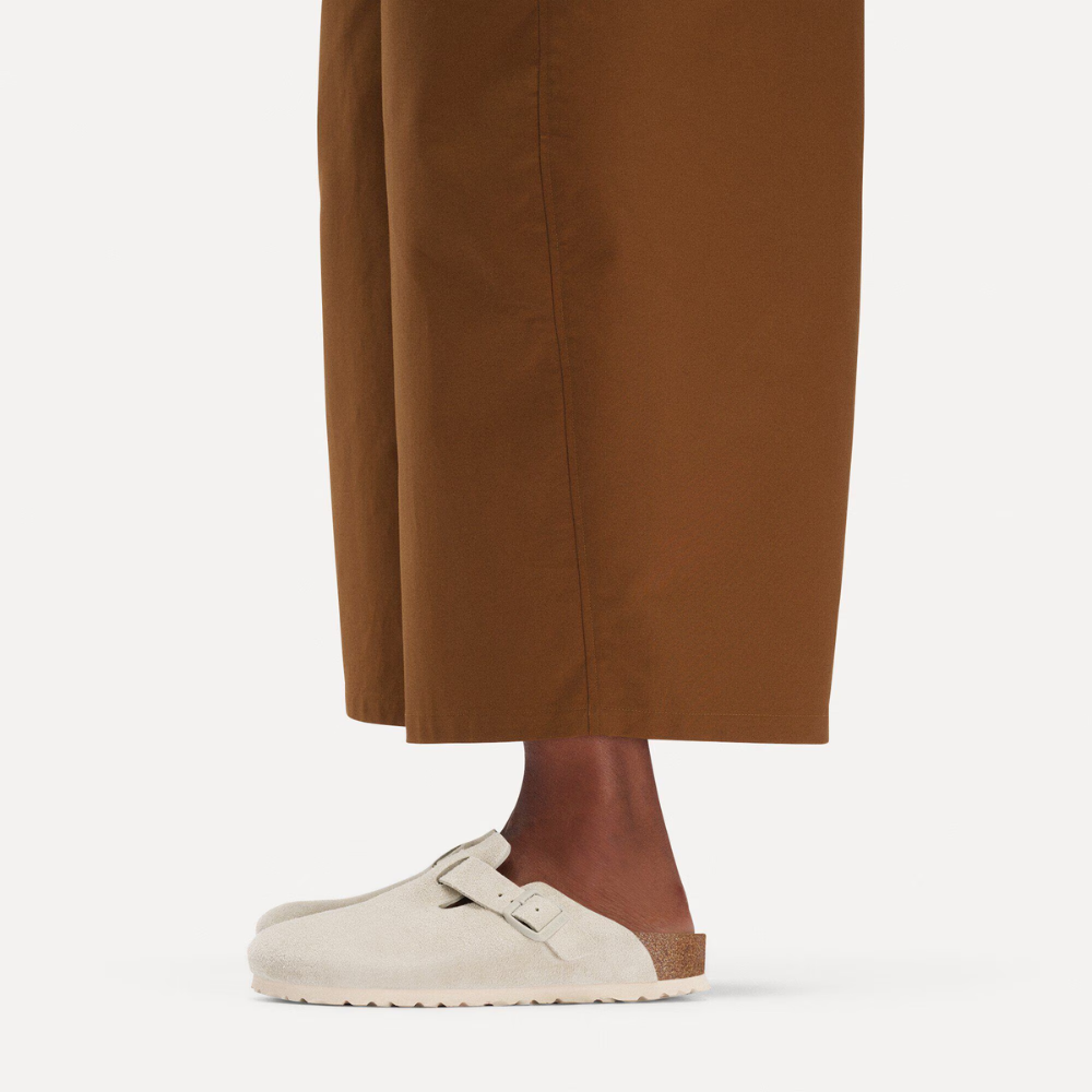 Birkenstock Boston Suède Beige Smal Voetbed Unisex Instapper
