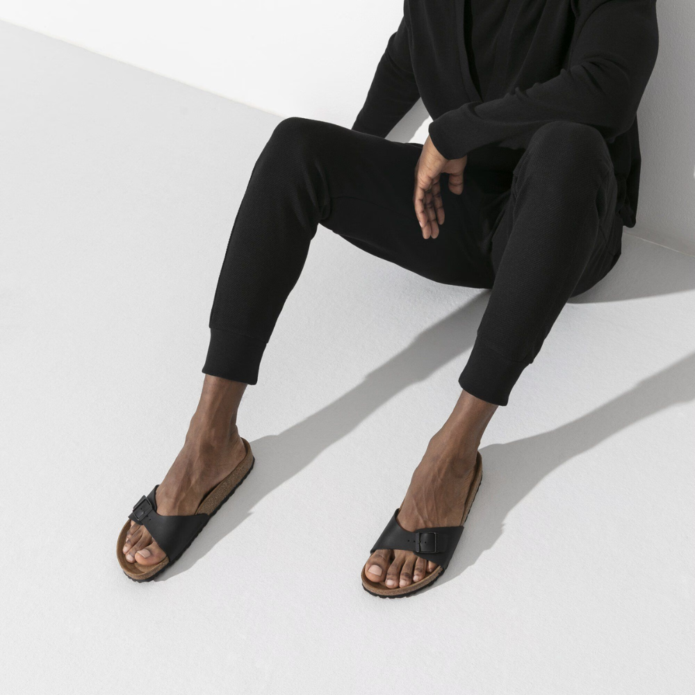 Birkenstock Madrid Zwart Smal Voetbed Dames Slipper